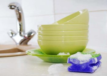 11 Items You Should Never Wash in the Dishwasher